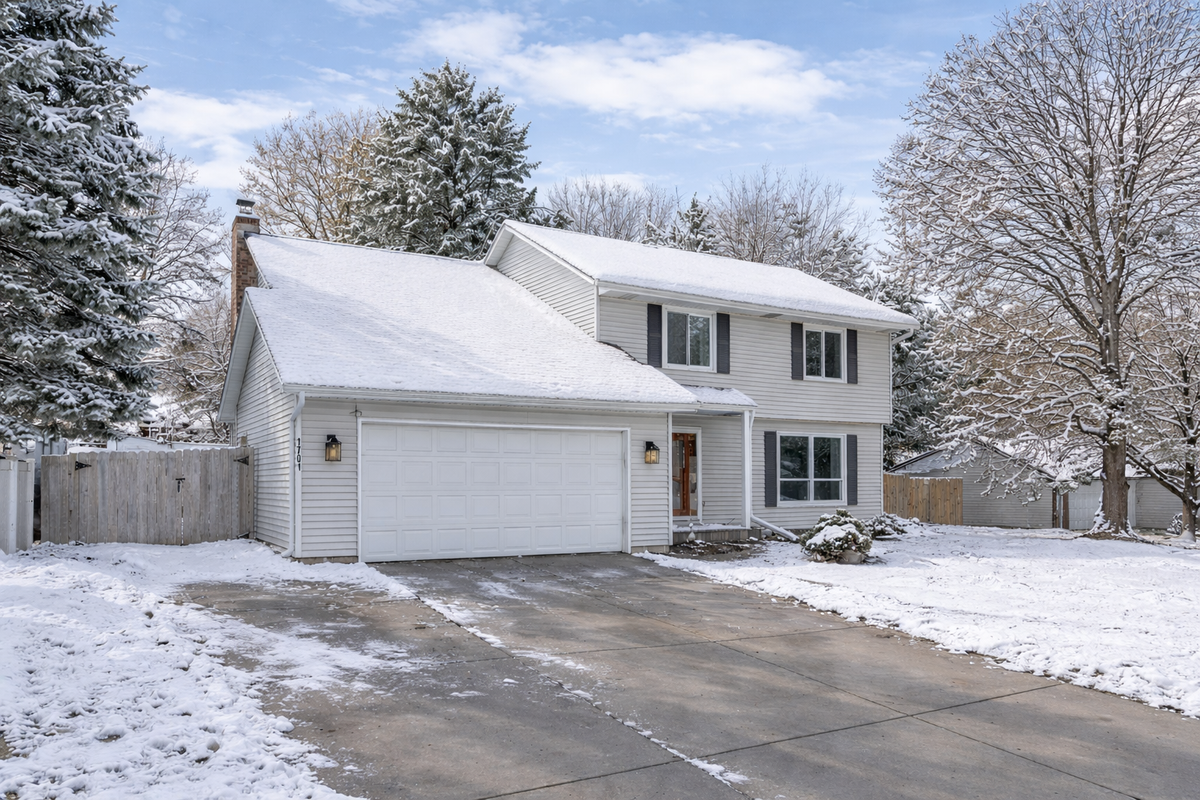 1701 W 138th Street, Burnsville, MN 55337 - #1