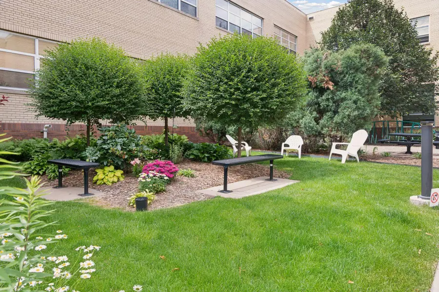 111 E Franklin Avenue #215, Minneapolis, MN 55404 - Image #2