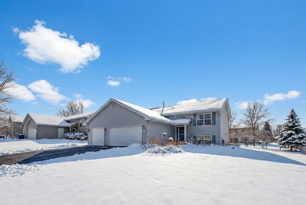 415 8th Avenue Sw, Lonsdale, MN 55046