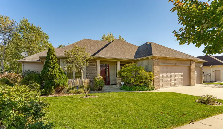 3752 Stone Point Drive Ne, Rochester, MN 55906 - Image #2