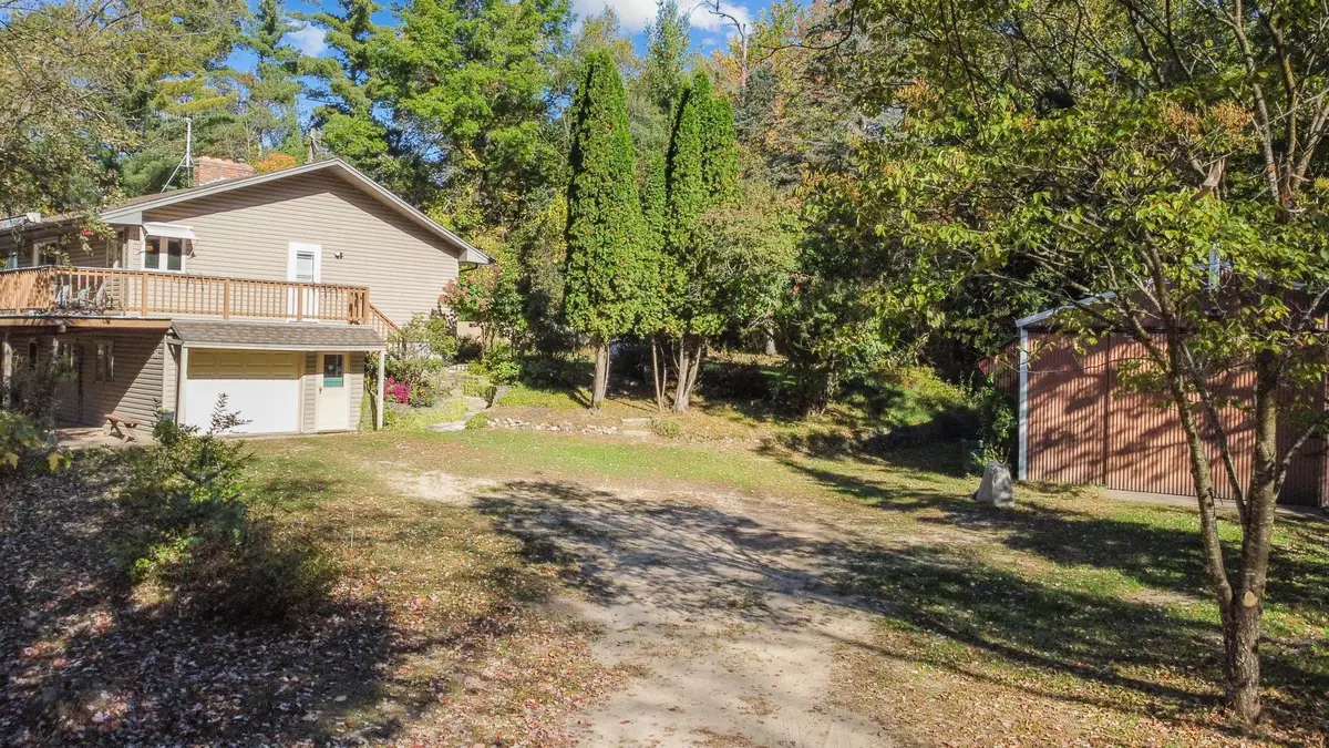 1173 373rd Avenue Ne, Stanchfield, MN 55080 - #1