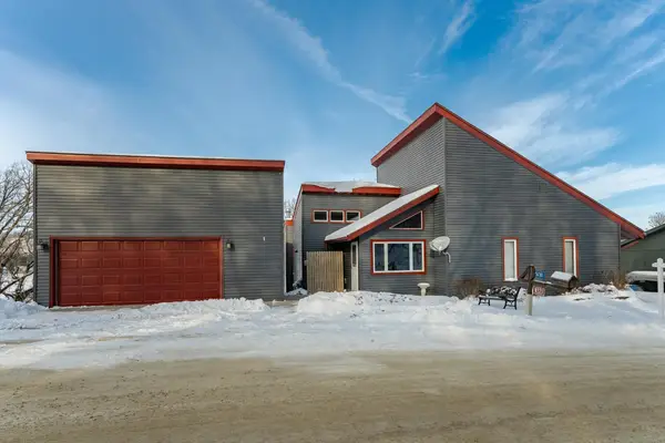 56381 400th Avenue, Zumbro Falls, MN 55991