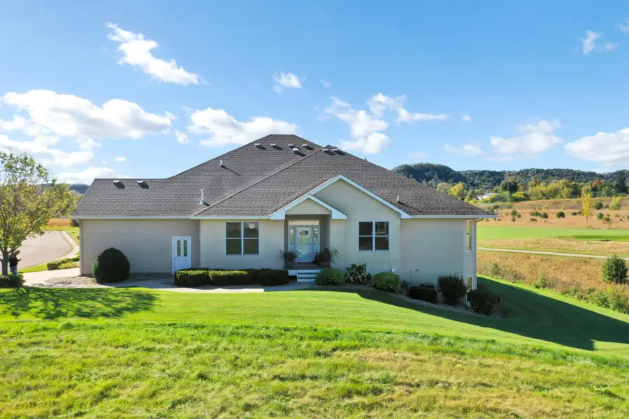 715 Hazelnut Way, Lake City, MN 55041 - Image #2