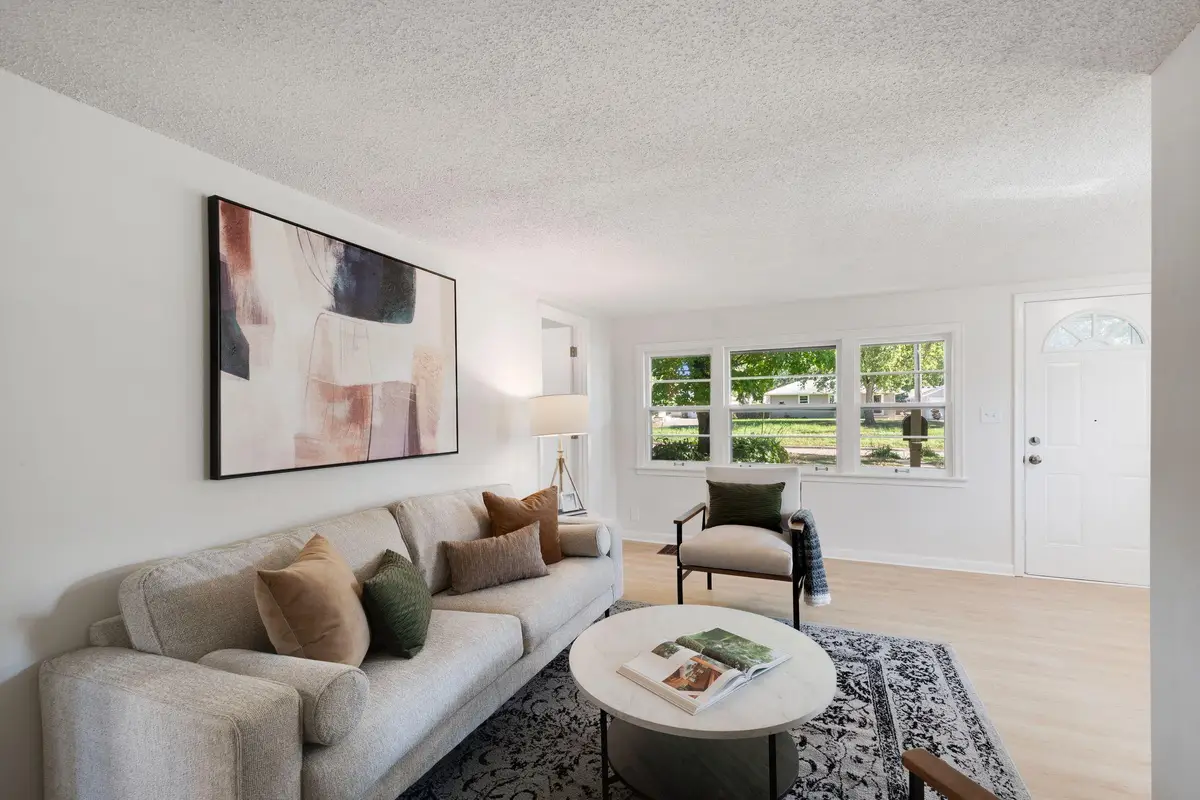 6820 Pleasant Avenue, Minneapolis, MN 55423 - Image #1