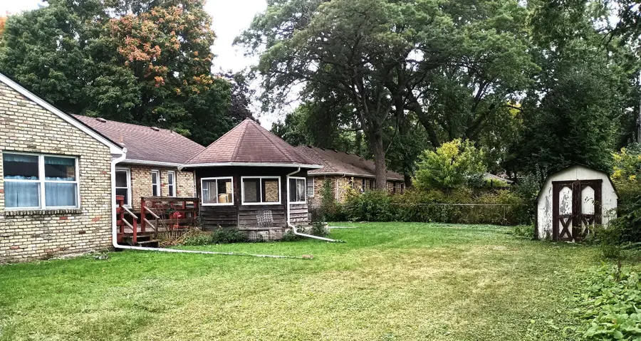 1629 Ridgewood Lane S, Roseville, MN 55113 - #2