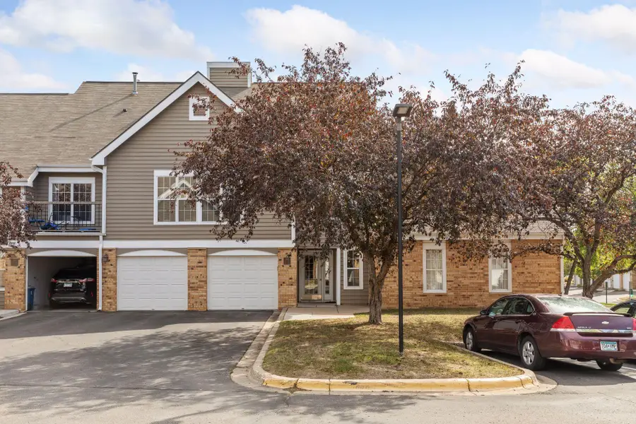 5998 Chasewood Parkway #1, Minnetonka, MN 55343 - Image #2