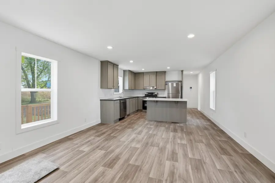 378 Hillcrest Circle, Clarks Grove, MN 56016 - #3