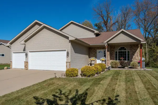 113 Sunburst Circle, Mankato, MN 56037