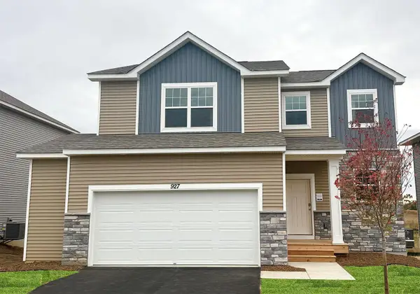 927 Redfield Circle, Delano, MN 55328