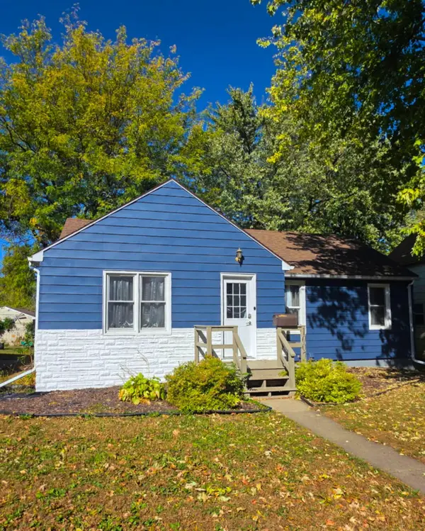 1007 2nd Avenue S, Saint James, MN 56081