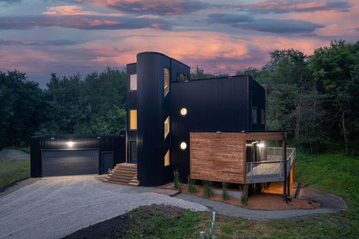 737 Kingsway Drive, Le Sueur, MN 56058 - #1