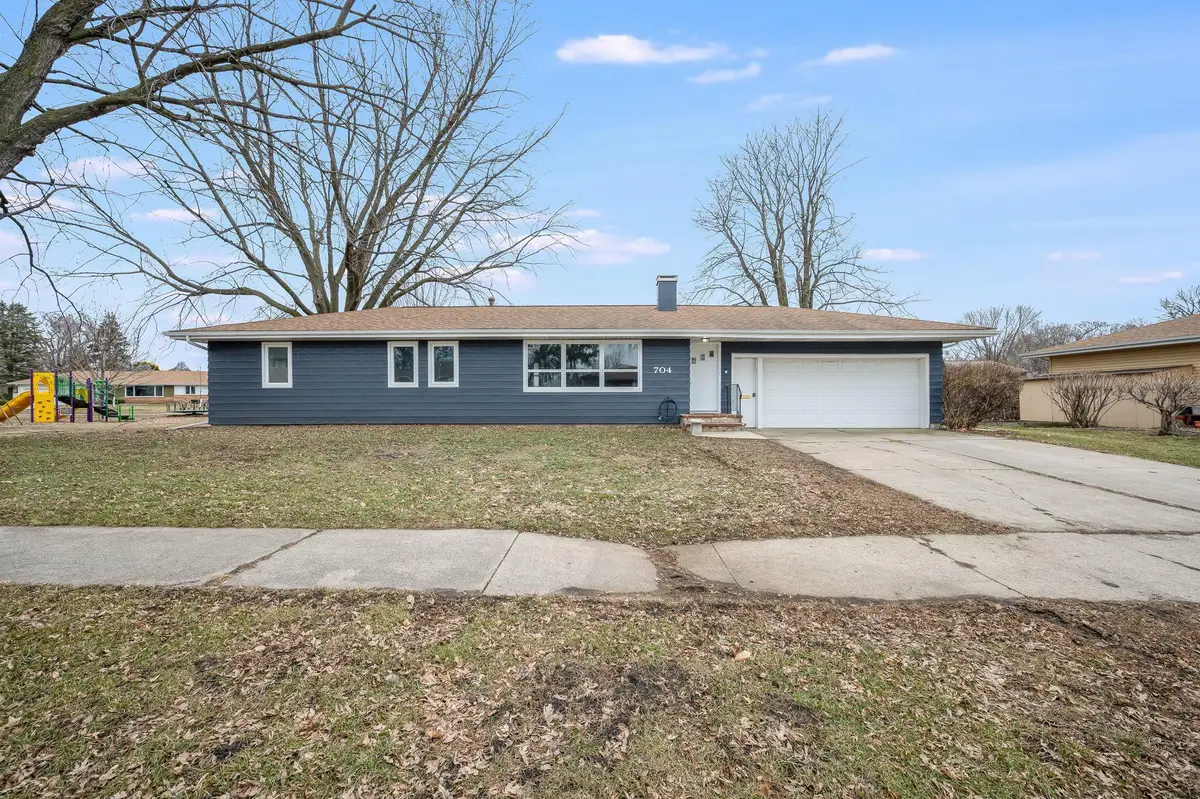 704 Washington Avenue, Fairmont, MN 56031 - #1