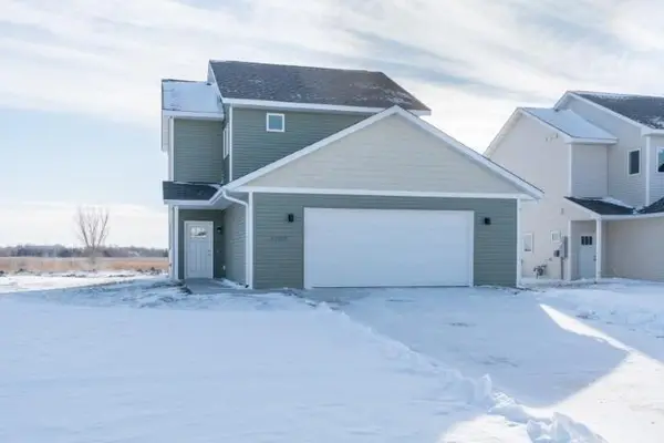 3105 Bassett Drive, Mankato, MN 56001