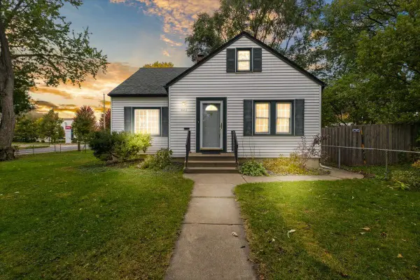 4901 Thomas Avenue N, Minneapolis, MN 55430