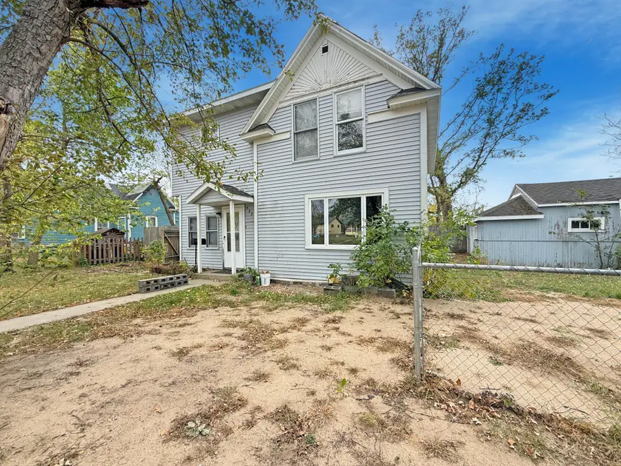 522 9th Street Nw, Bemidji, MN 56601 - #2
