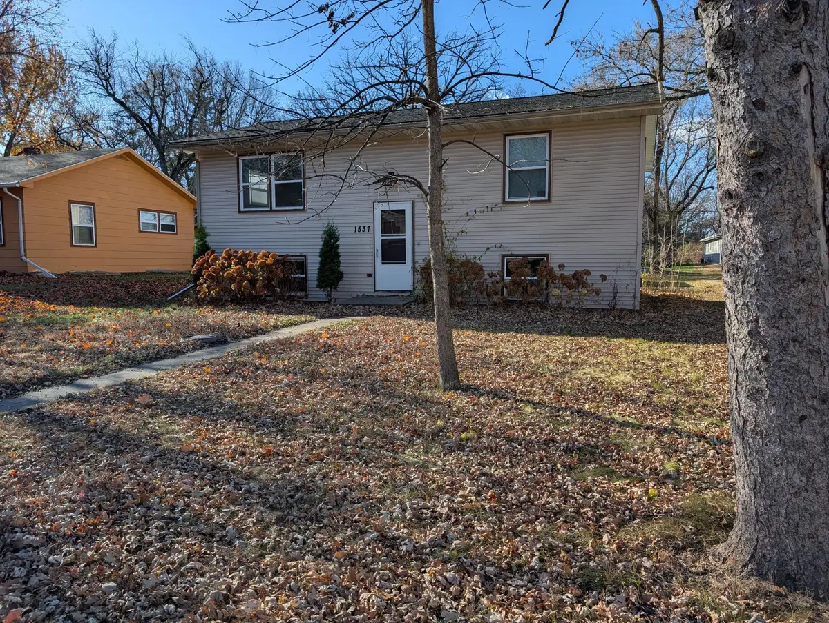 1537 12th Avenue Se, Saint Cloud, MN 56304 - #1