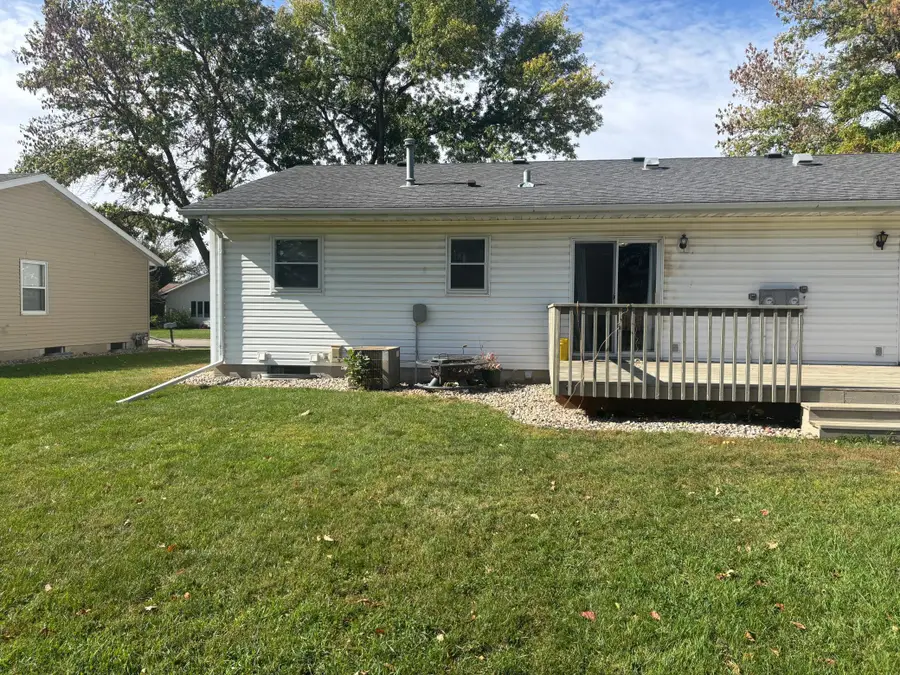 709 6th Avenue Ne, Sleepy Eye, MN 56085 - Image #2