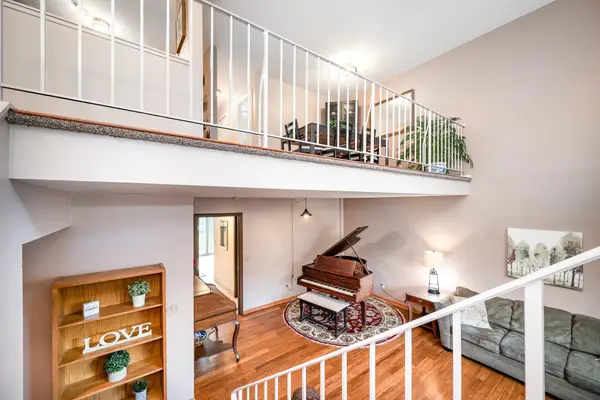 1005 W 104th Street, Bloomington, MN 55431