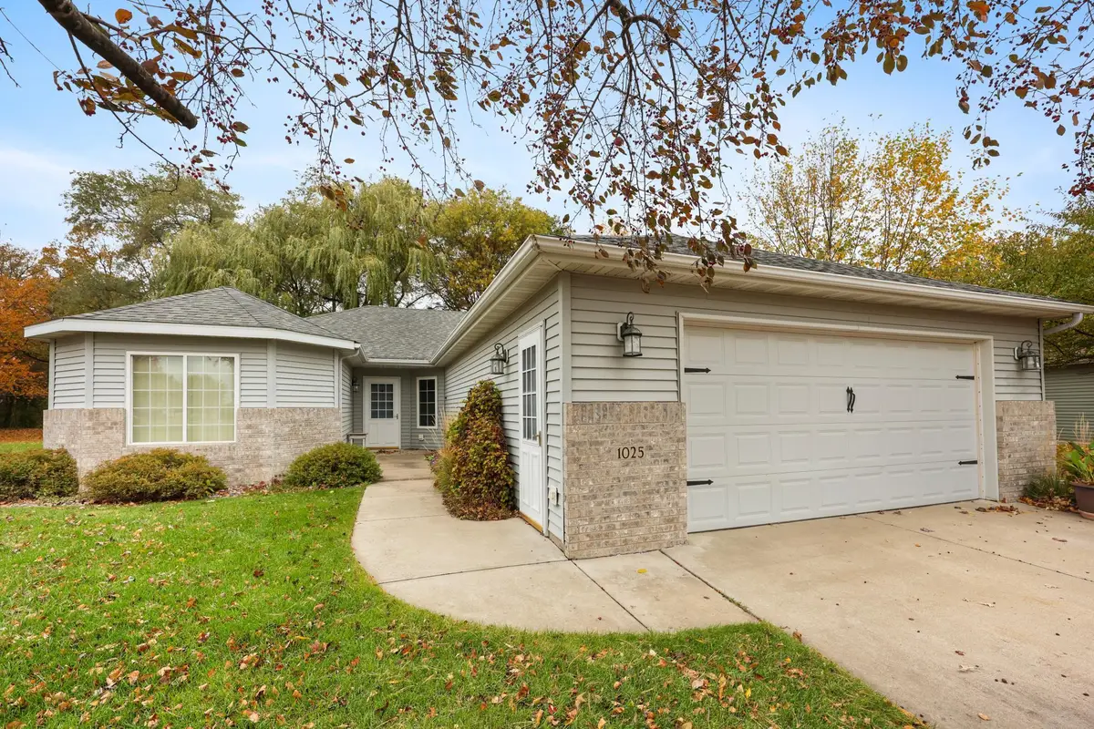 1025 Diamond Willow Circle, Waite Park, MN 56387 - #1