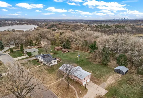 590 Ryan Avenue W, Saint Paul, MN 55113