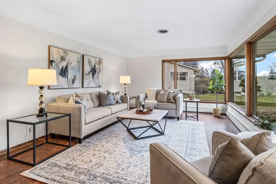 590 Ryan Avenue W, Saint Paul, MN 55113 - Image #3