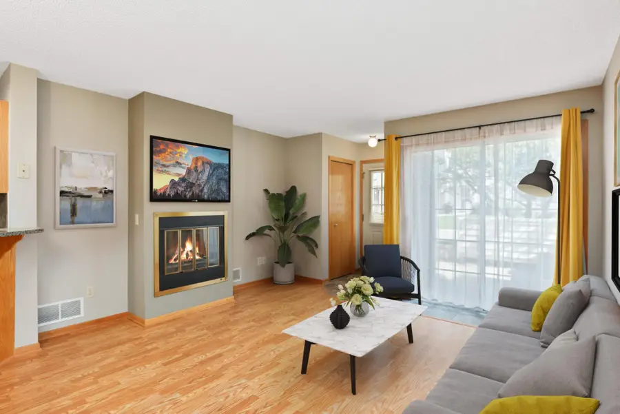 12932 Echo Lane, Apple Valley, MN 55124 - Image #2