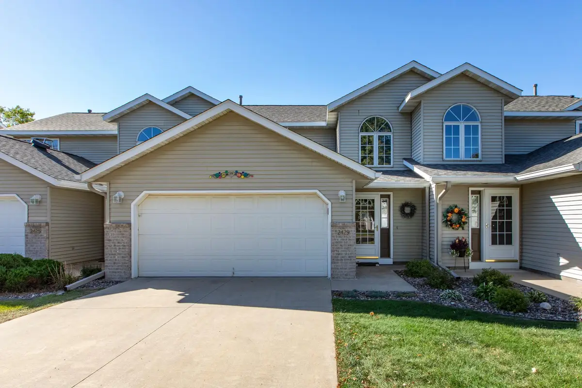 2429 Viola Heights Drive Ne, Rochester, MN 55906 - Image #1