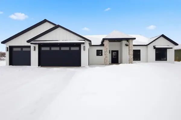 1021 24th Street N, Sartell, MN 56377