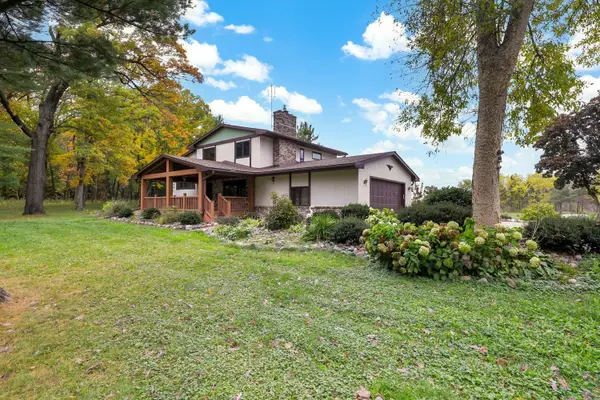 5696 170th Street N, Hugo, MN 55038