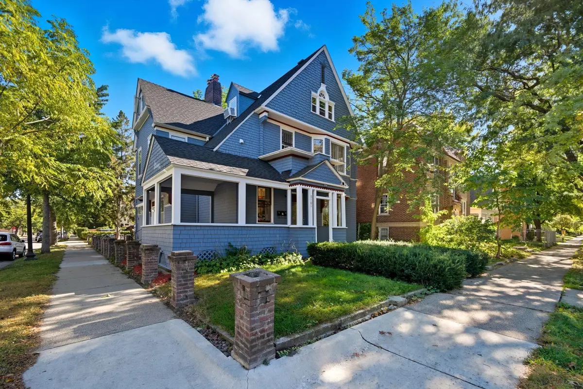 2701 Dupont Avenue S, Minneapolis, MN 55408 - #1