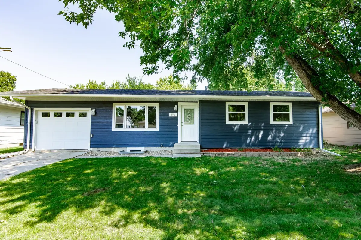 226 10 1/2 Avenue W, West Fargo, ND 58078 - #1