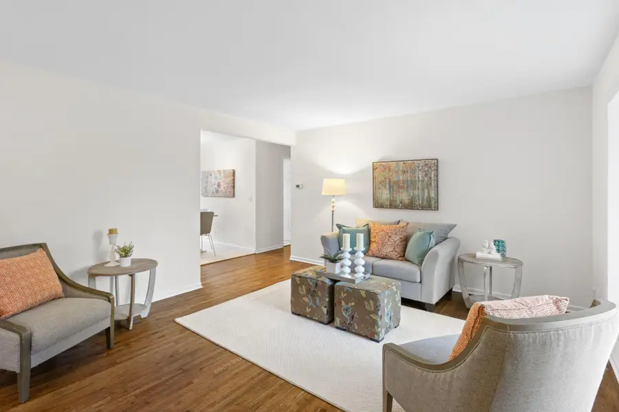 8237 Pillsbury Avenue S, Minneapolis, MN 55420 - Image #3