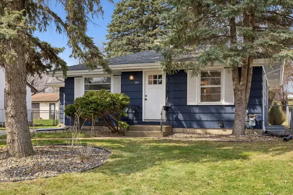 1257 Smith Avenue S, Saint Paul, MN 55118