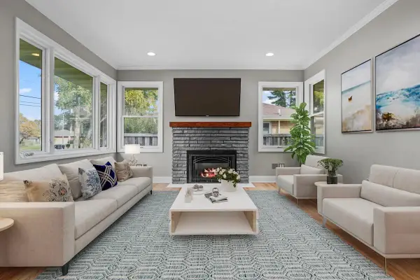 1802 Lydia Avenue W, Saint Paul, MN 55113