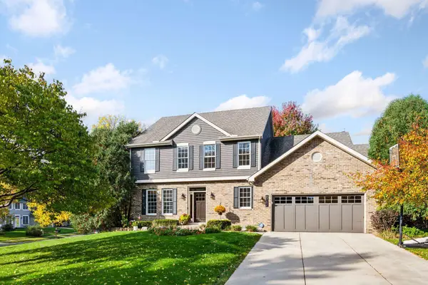 8762 Prescott Drive, Eden Prairie, MN 55347