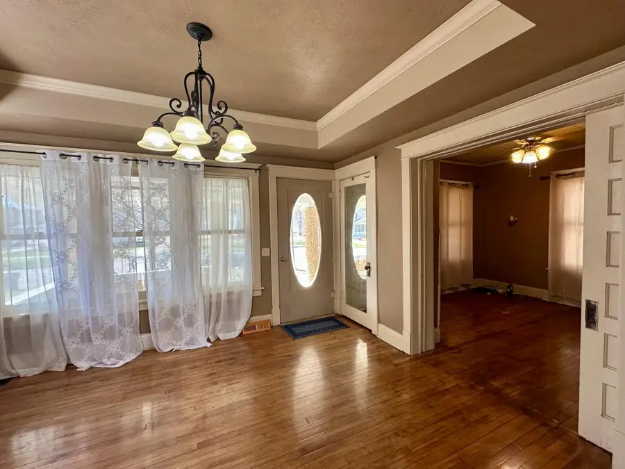 742 N Freeman Avenue, Luverne, MN 56156 - #2