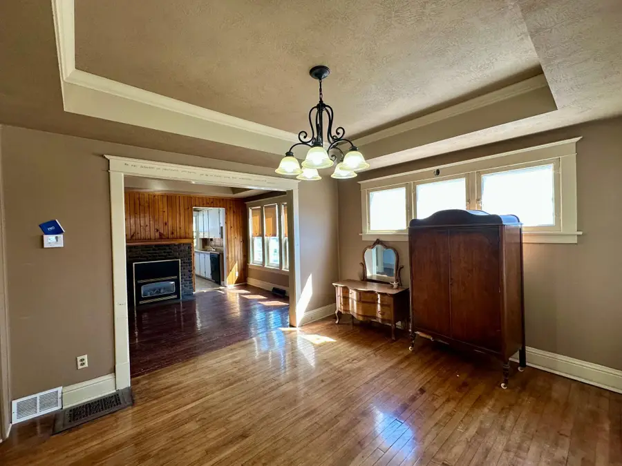 742 N Freeman Avenue, Luverne, MN 56156 - #3