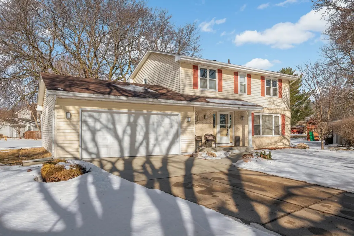 9622 Toledo Circle, Bloomington, MN 55437 - #1