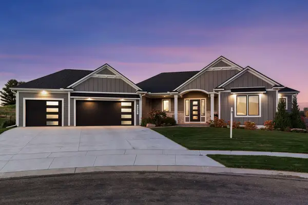 3251 Century Ridge Place Ne, Rochester, MN 55906