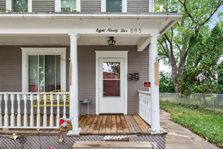 895 Rose Avenue E, Saint Paul, MN 55106 - Image #3