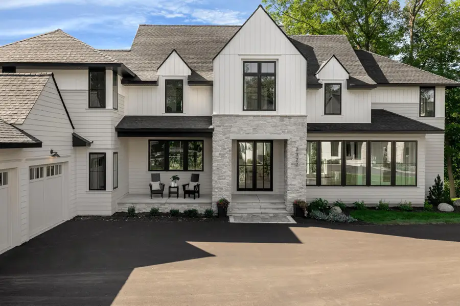 260 Eastwood Court, Chanhassen, MN 55317 - #3