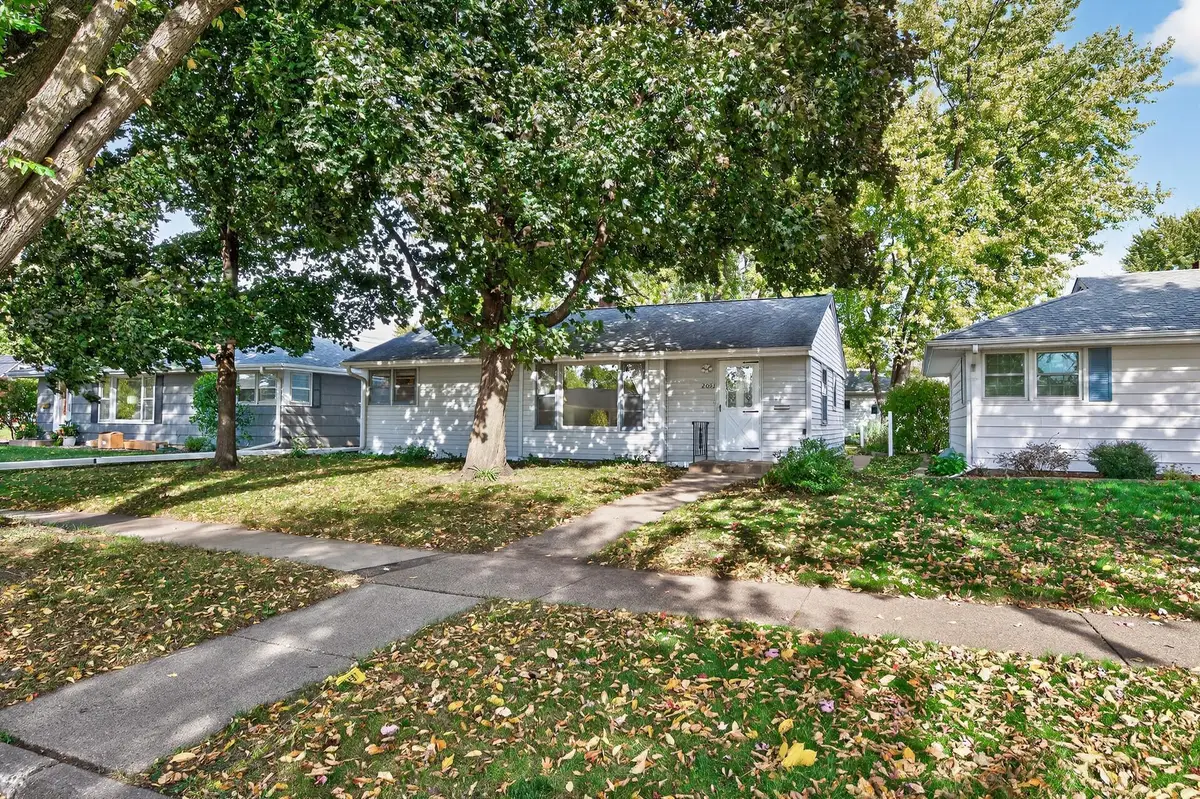 2051 Itasca Avenue, Saint Paul, MN 55116 - #1