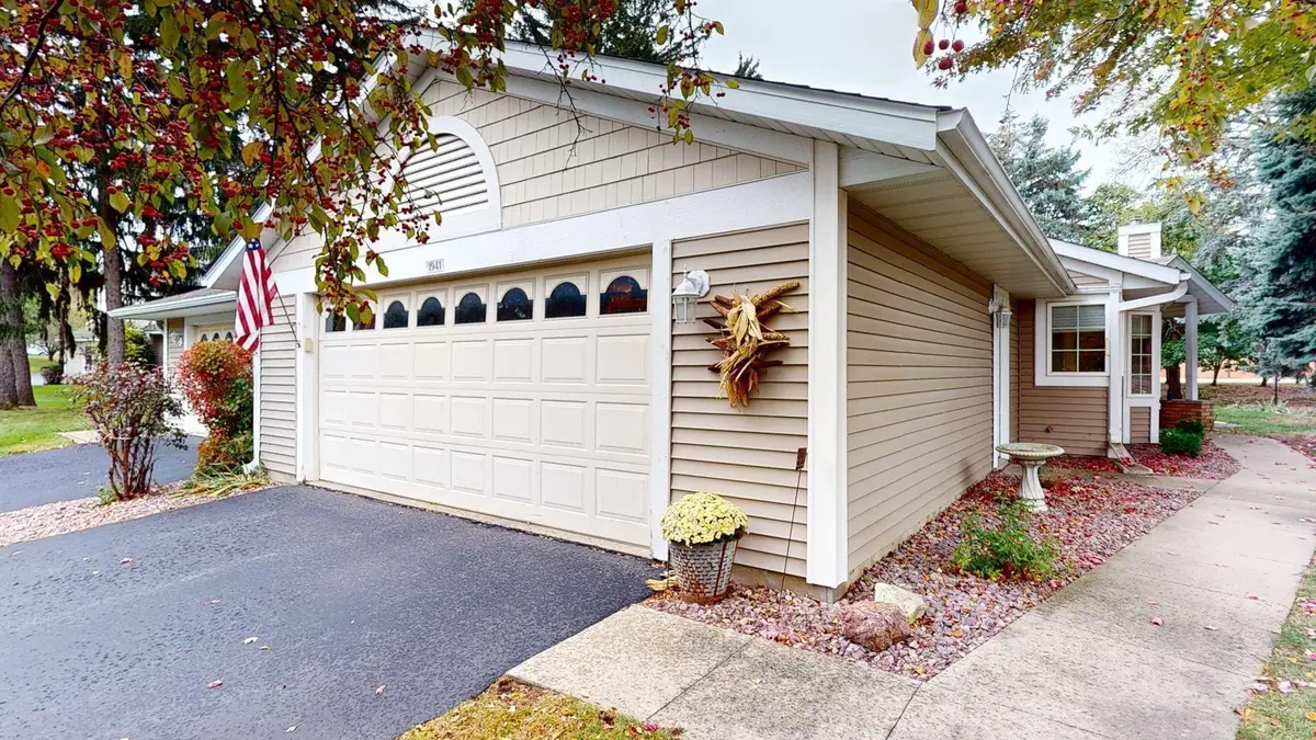 1941 Waterford Place Sw, Rochester, MN 55902 - Image #1