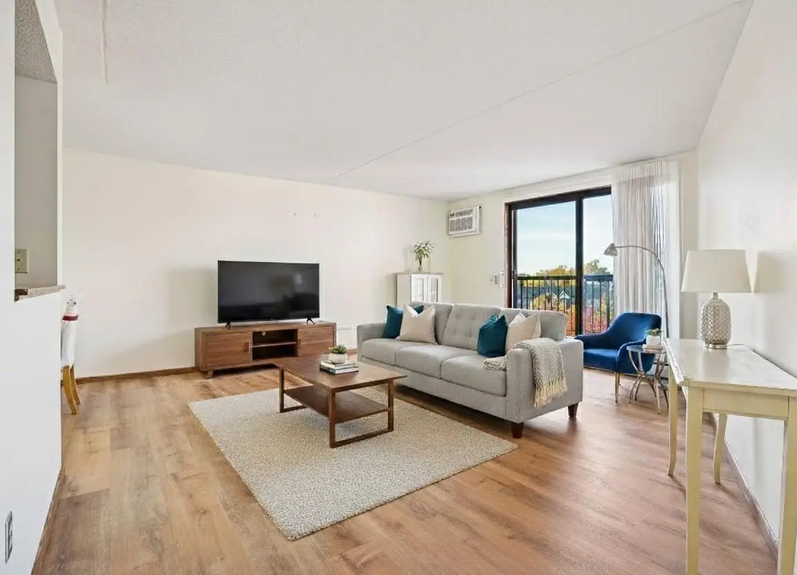 2601 Kenzie Terrace #402, Minneapolis, MN 55418 - Image #1