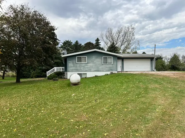 2256 90th Street Sw, Appleton, MN 56208