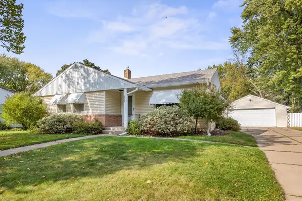 1435 Price Avenue, Saint Paul, MN 55109