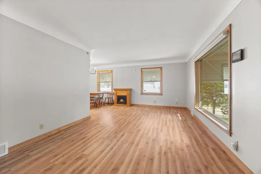 1435 Price Avenue, Saint Paul, MN 55109 - Image #3