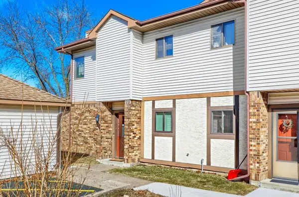 2058 Pathways Drive #9, Saint Paul, MN 55119