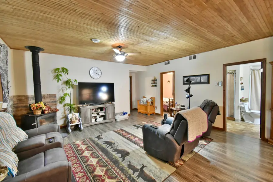 19375 573rd Avenue, Litchfield, MN 55355 - Image #2