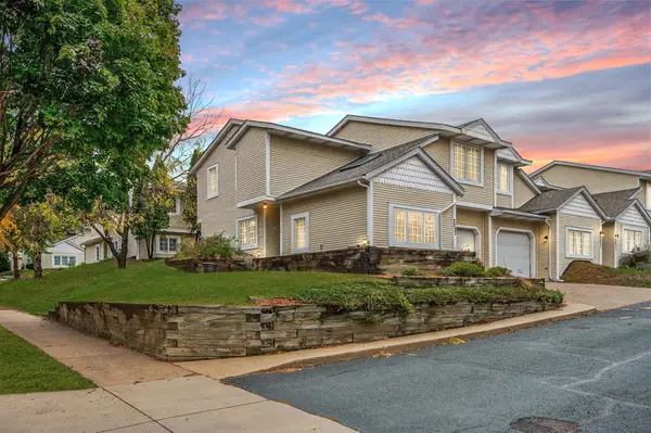 2023 Parkside Drive, Saint Paul, MN 55119